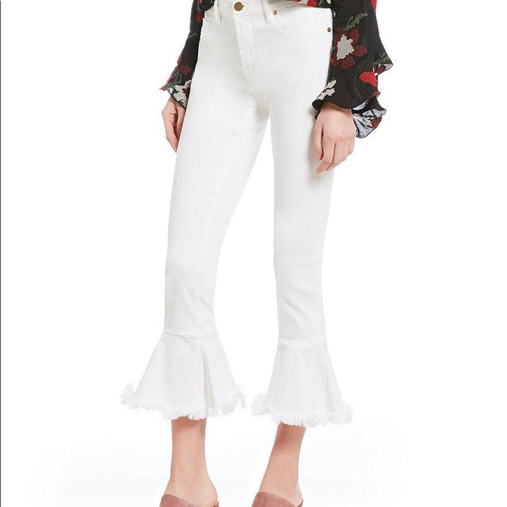 White cropped flare jeans